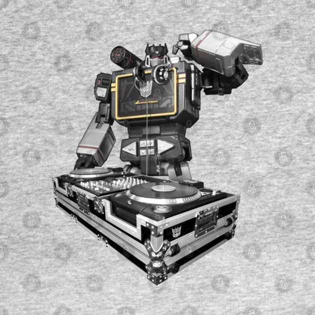 Transformers: GEN 1 - Soundwave - Hip-hop Turntables by ROBZILLA